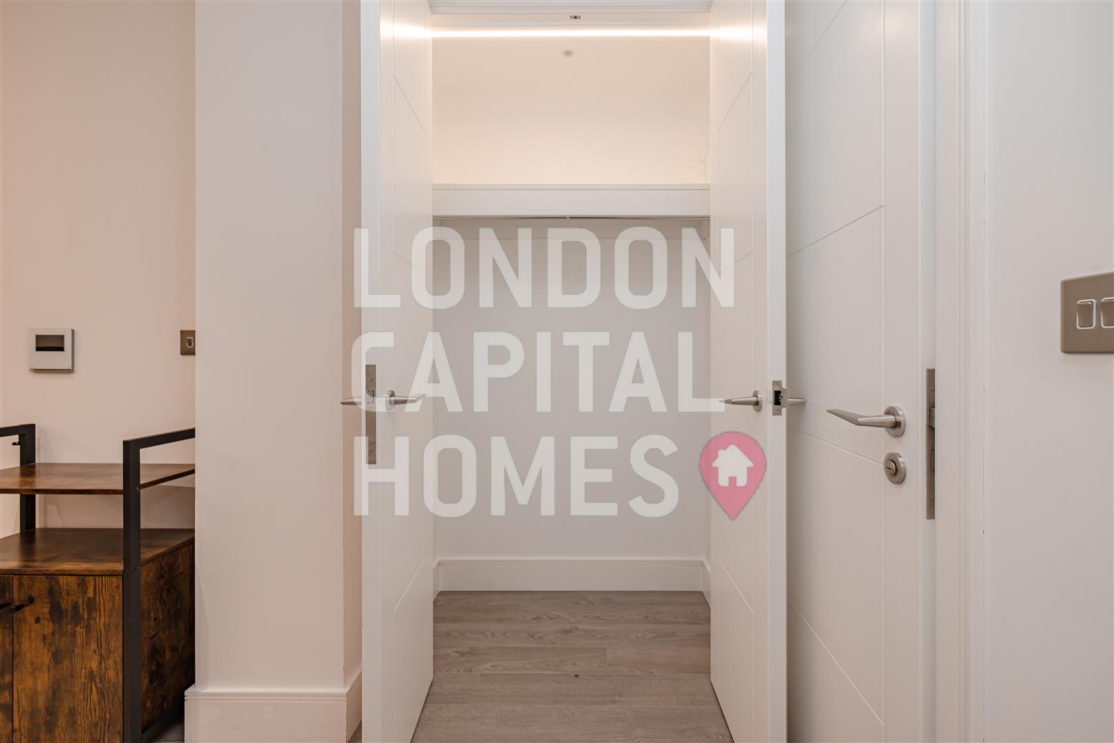 Carrara Tower, 1 Bollinder Place, London